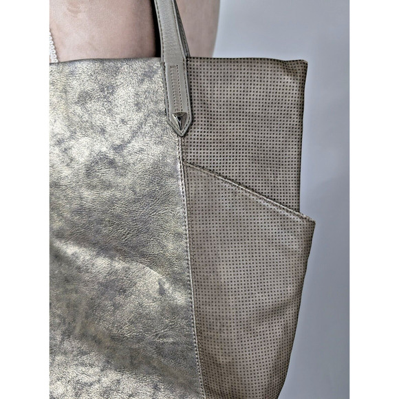 STELLA & DOT Bleecker Tote Handbag Metallic Tan Gold Leather Large Purse - Picture 4 of 13